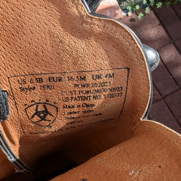 Ariat Black Western/Cowboy Boots W sz 7 - Picture 2 of 6